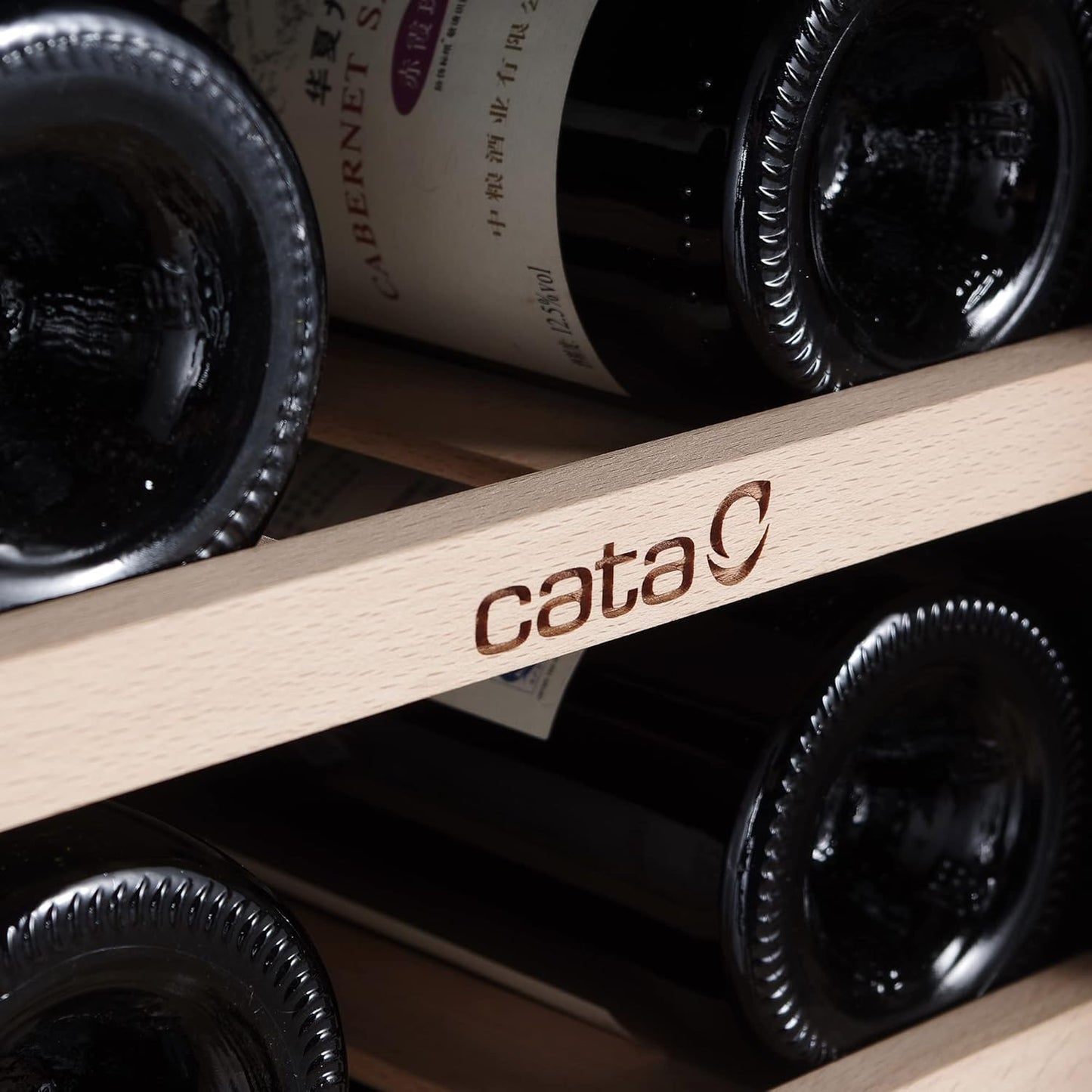 Cata | Vinoteca |Modelo VI 54024 X | Vinoteca no Frost de Encastre | Capacidad para 28 Botellas | Ancho de 60 cm | Clase de Eficiencia nergética G | Con Soportes Regulables para la Altura